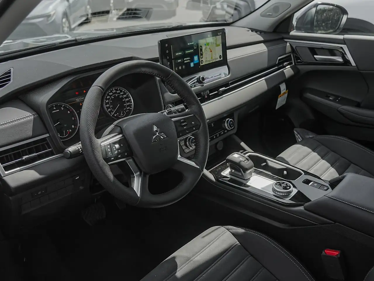 Mitsubishi Outlander снимка Mitsubishi Outlander