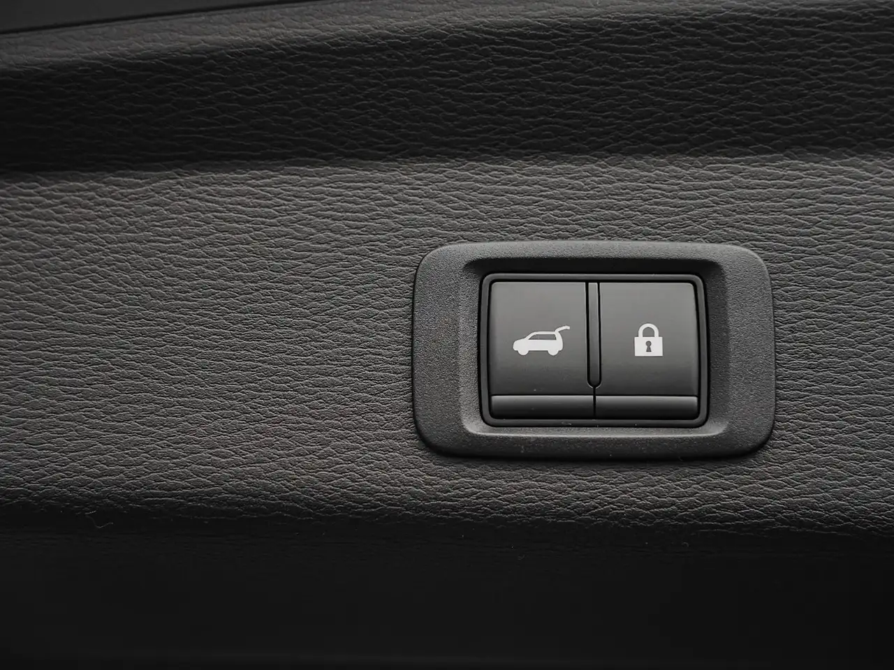 Mitsubishi Outlander снимка Mitsubishi Outlander