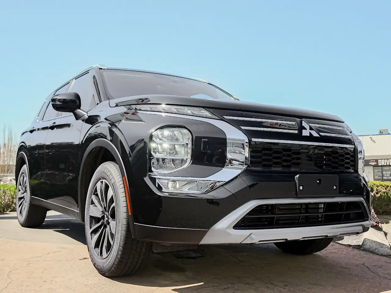 Mitsubishi Outlander снимка Mitsubishi Outlander