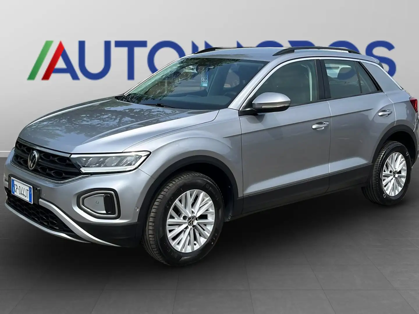 Volkswagen T-Roc T-Roc 1.0 tsi Life 110cv Silver - 1
