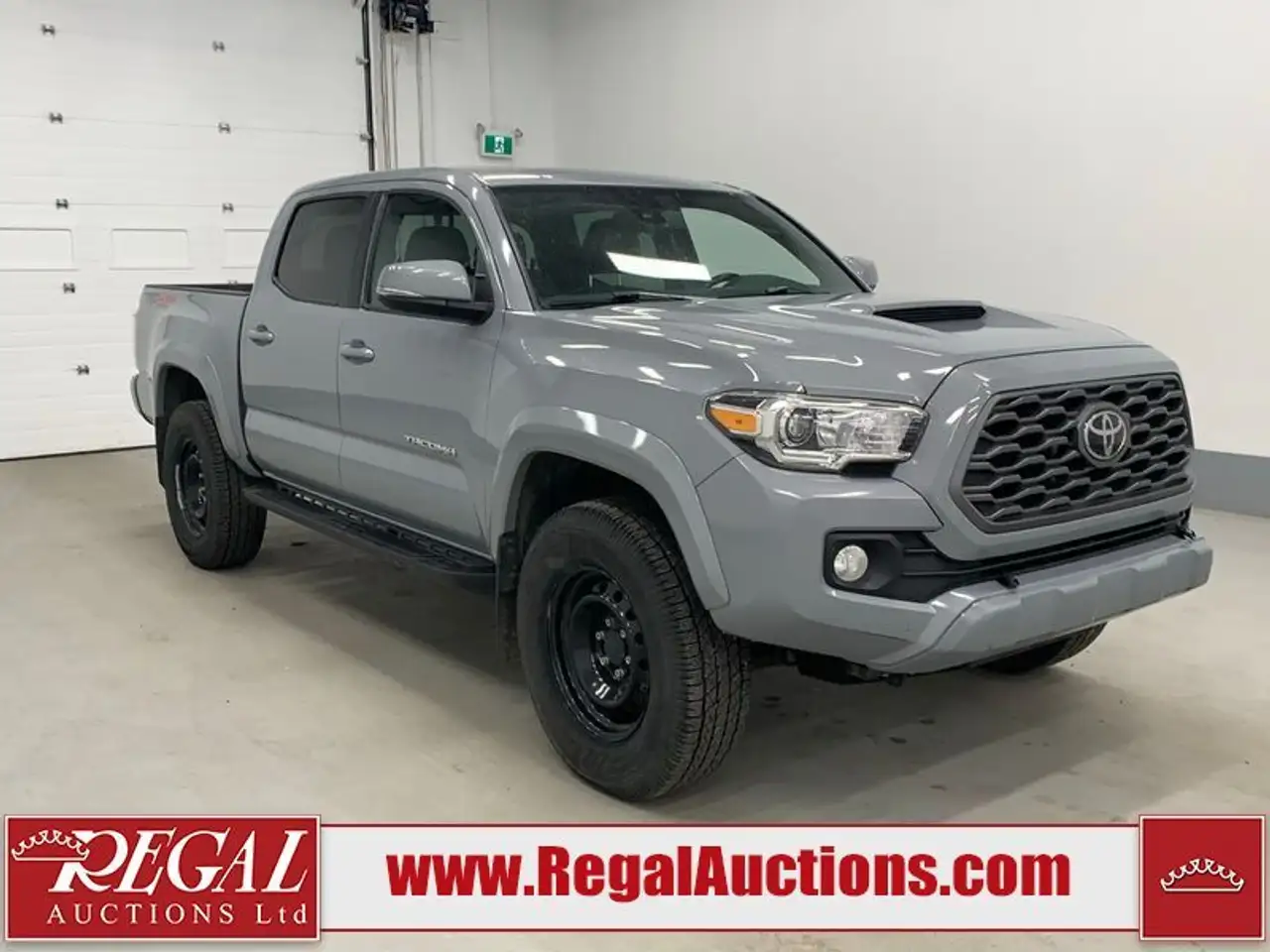 Toyota Tacoma снимка Toyota Tacoma