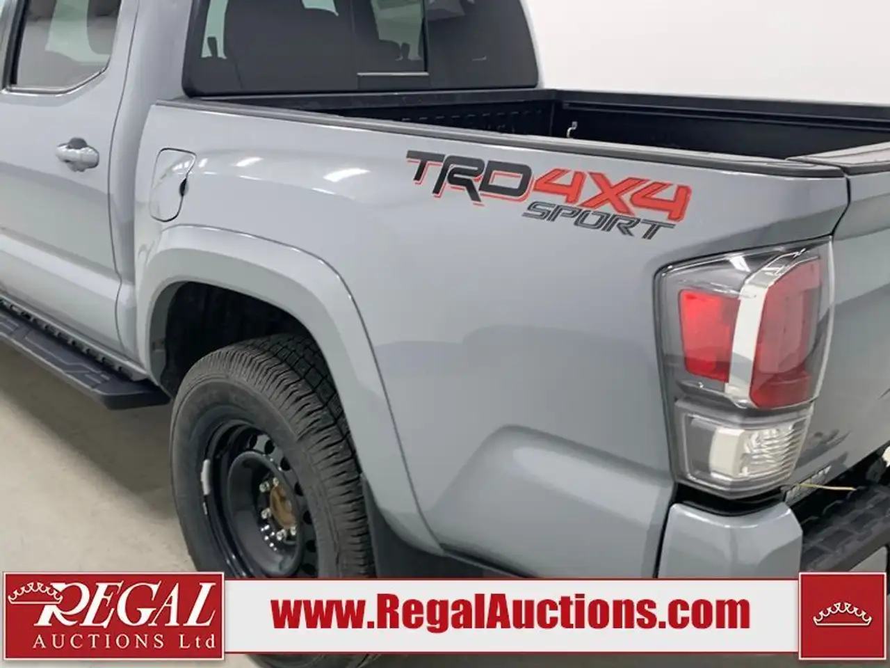 Toyota Tacoma снимка Toyota Tacoma