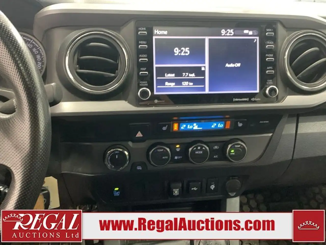 Toyota Tacoma снимка Toyota Tacoma