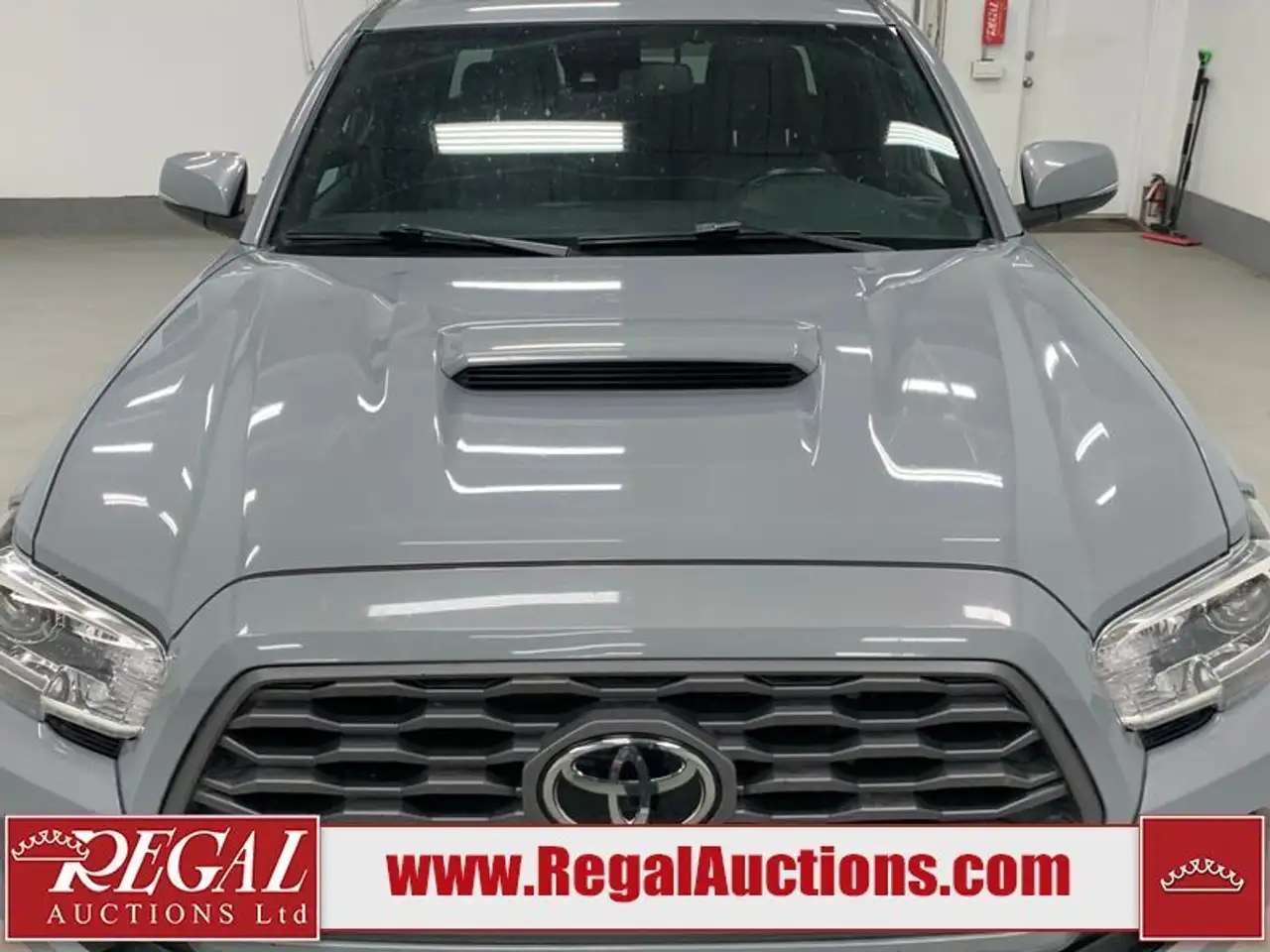Toyota Tacoma снимка Toyota Tacoma