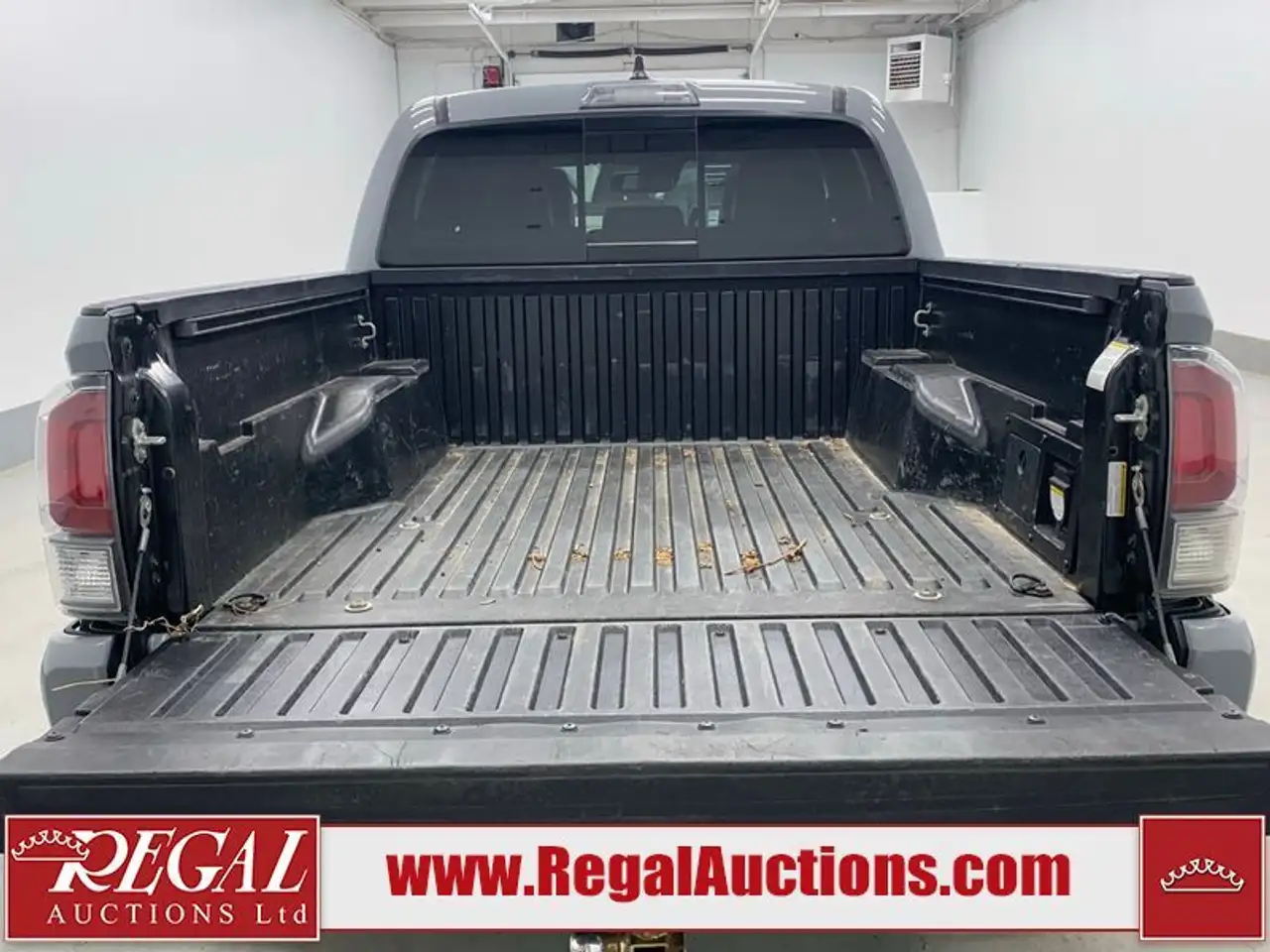 Toyota Tacoma снимка Toyota Tacoma