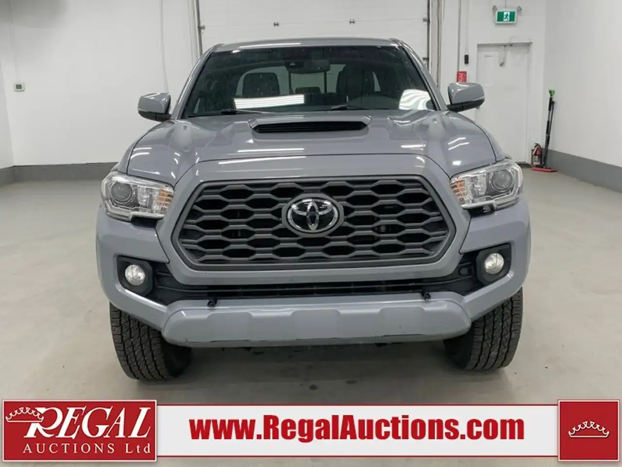 Toyota Tacoma снимка Toyota Tacoma