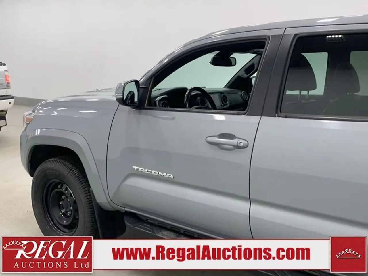 Toyota Tacoma снимка Toyota Tacoma