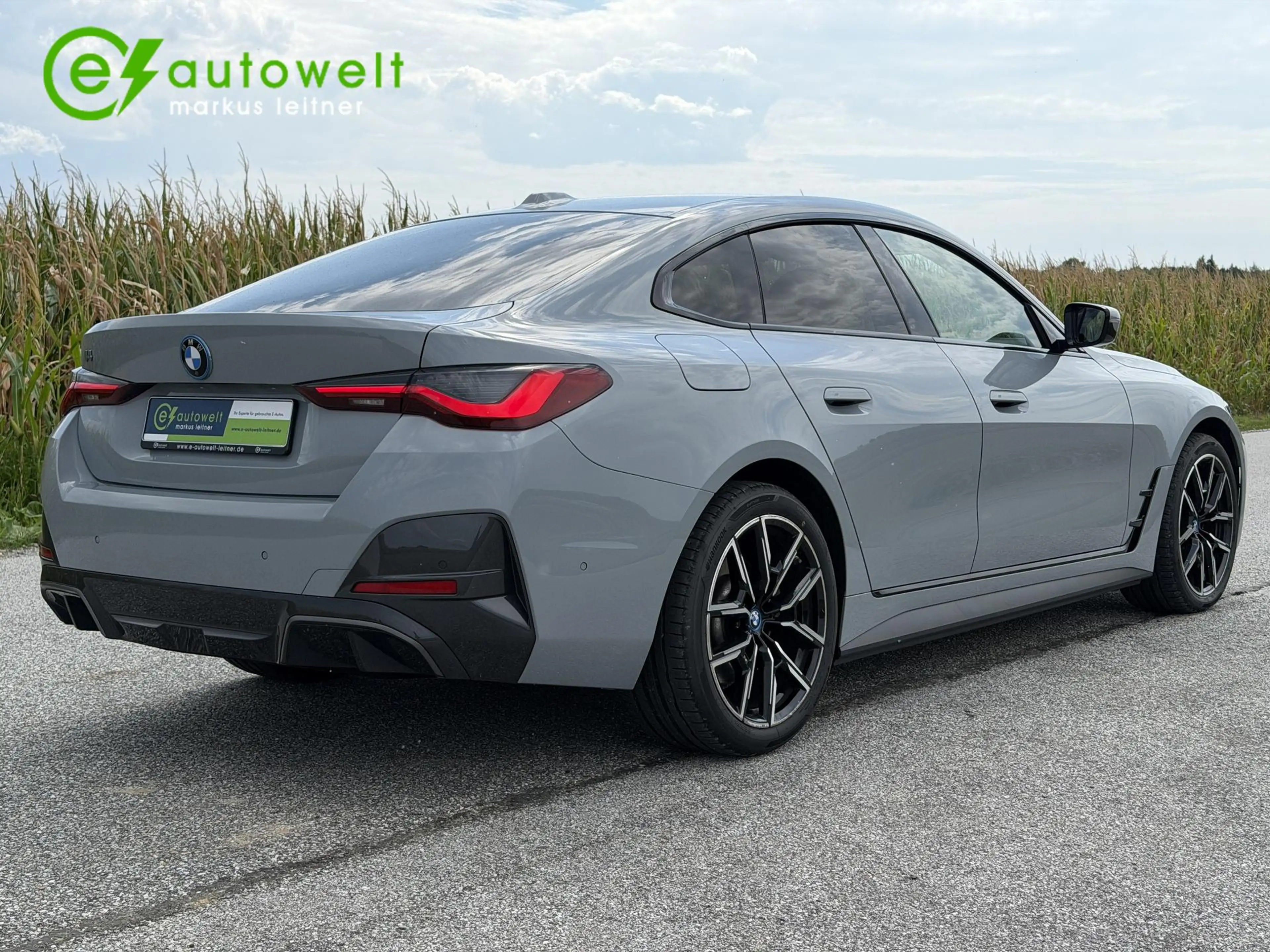 BMW i4 eDrive35 M Sport DA Prof HeadUp AHK Wireless Ch. — photo 4