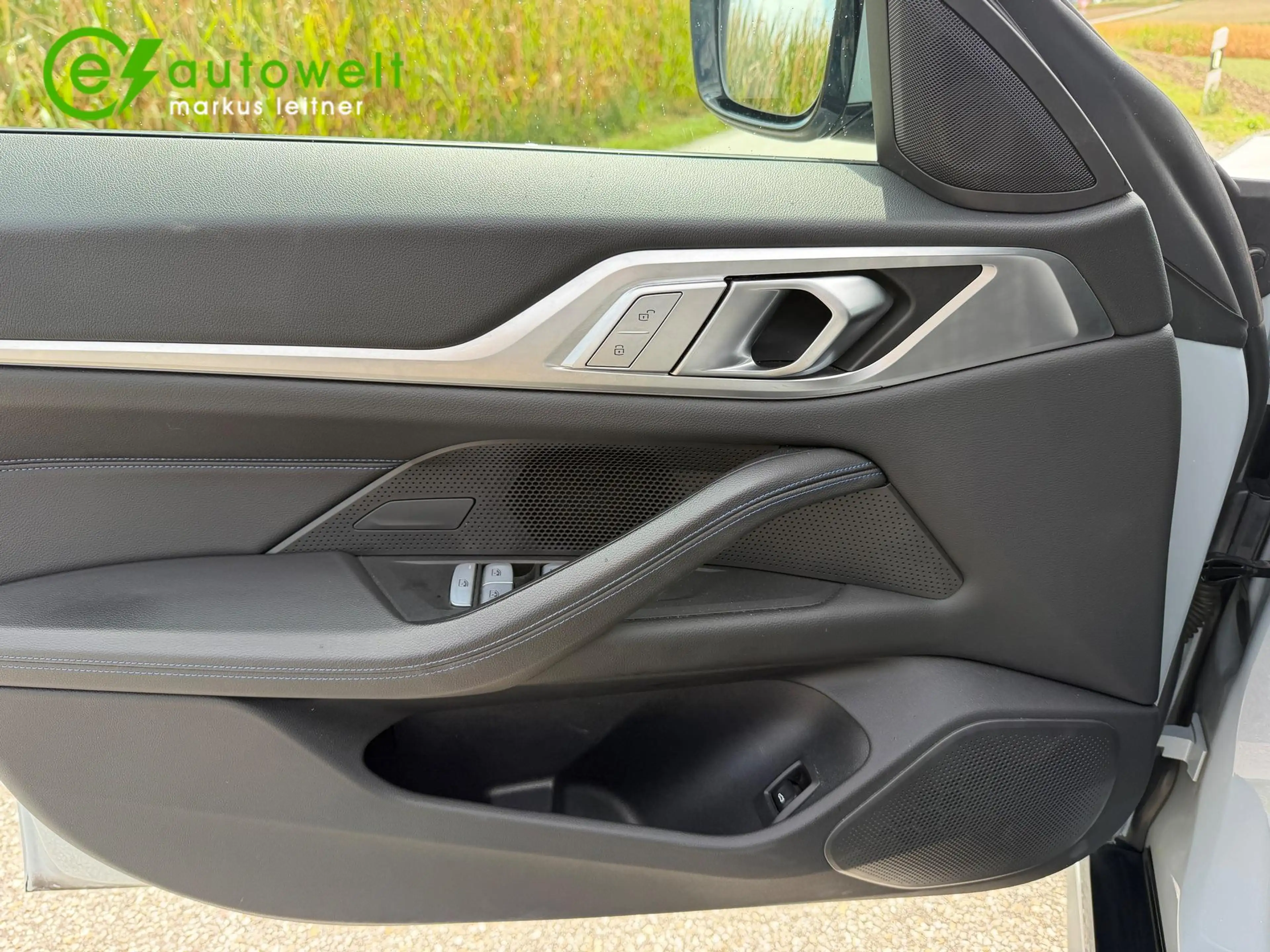 BMW i4 eDrive35 M Sport DA Prof HeadUp AHK Wireless Ch. — photo 11