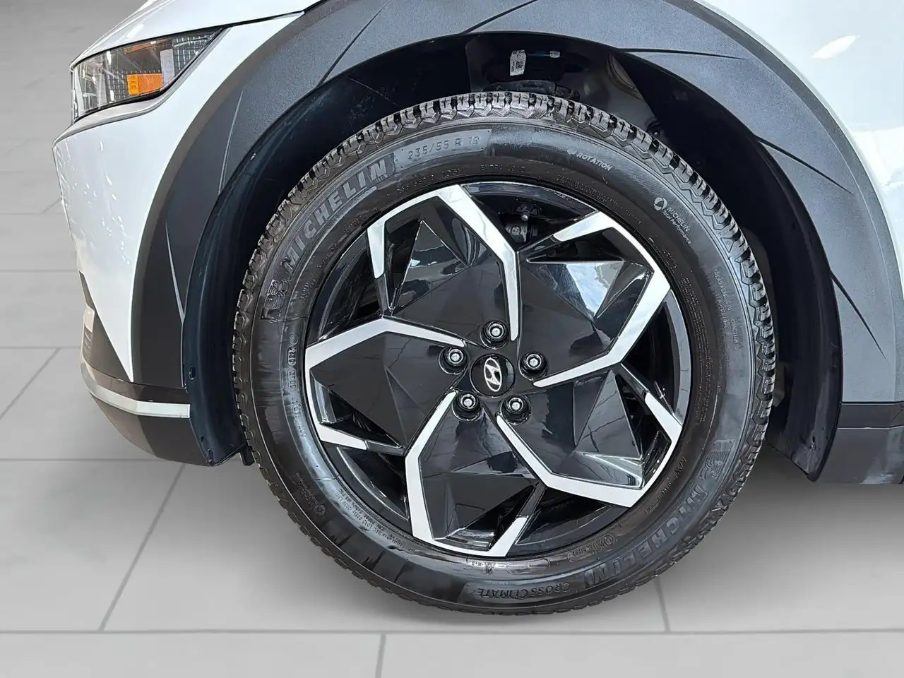 Hyundai IONIQ 5 снимка Hyundai IONIQ 5