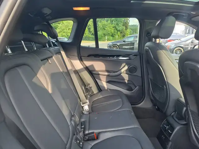 BMW X1 view 13