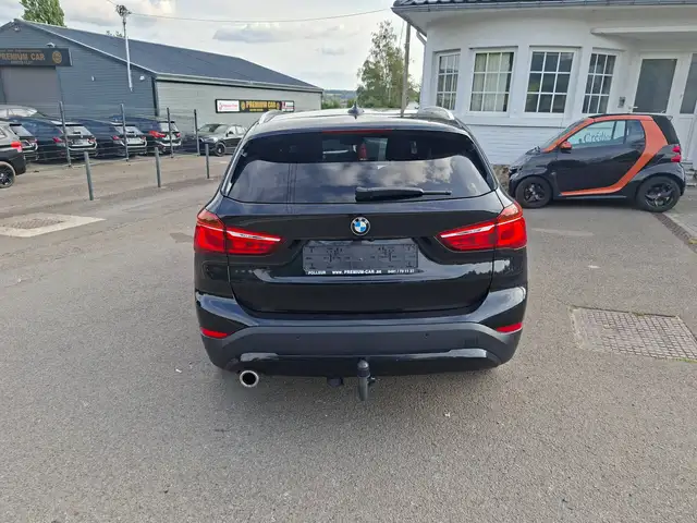 BMW X1 view 9