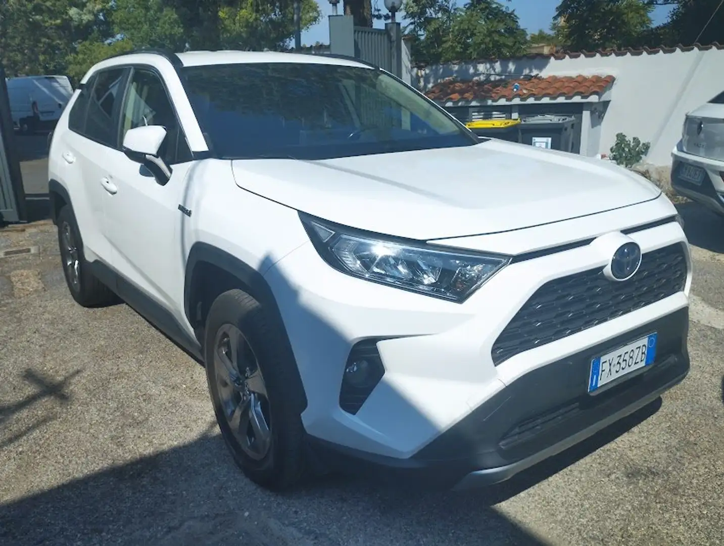 Toyota RAV 4 Rav4  2019 Rav4 2.5 vvt-ie  Active 2wd 218cv e-cvt Bianco - 1