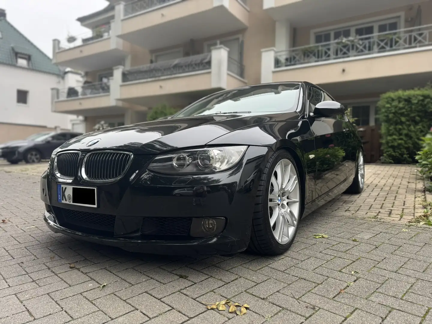 BMW 325 i Coupé Bi-Xenon*ST-Fahrwerk*PDC*Sitzhzg*Memory Schwarz - 1