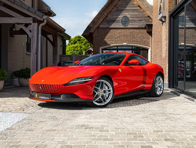 Ferrari Roma 3.9 V8 BiTurbo F1 / 1 Owner /  Rosso Corsa / Cuoio Leather / Comfort Seats / Scuderia Shields / 360°