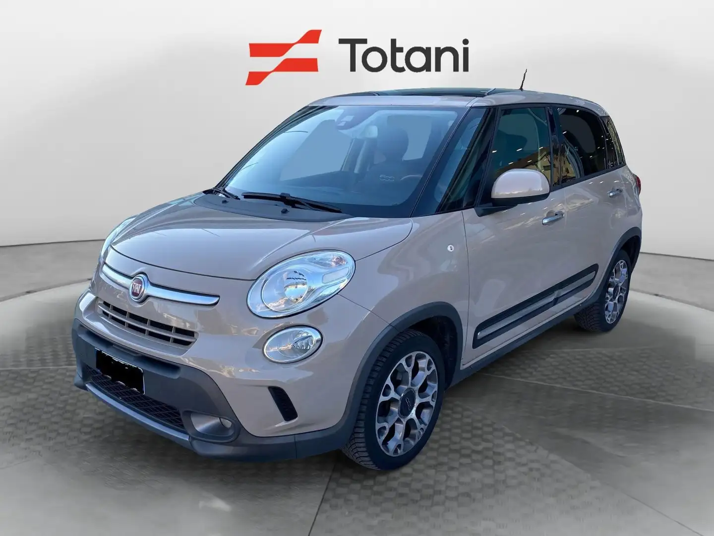 Fiat 500L 2012 1.6 mjt Trekking 105cv Bej - 1