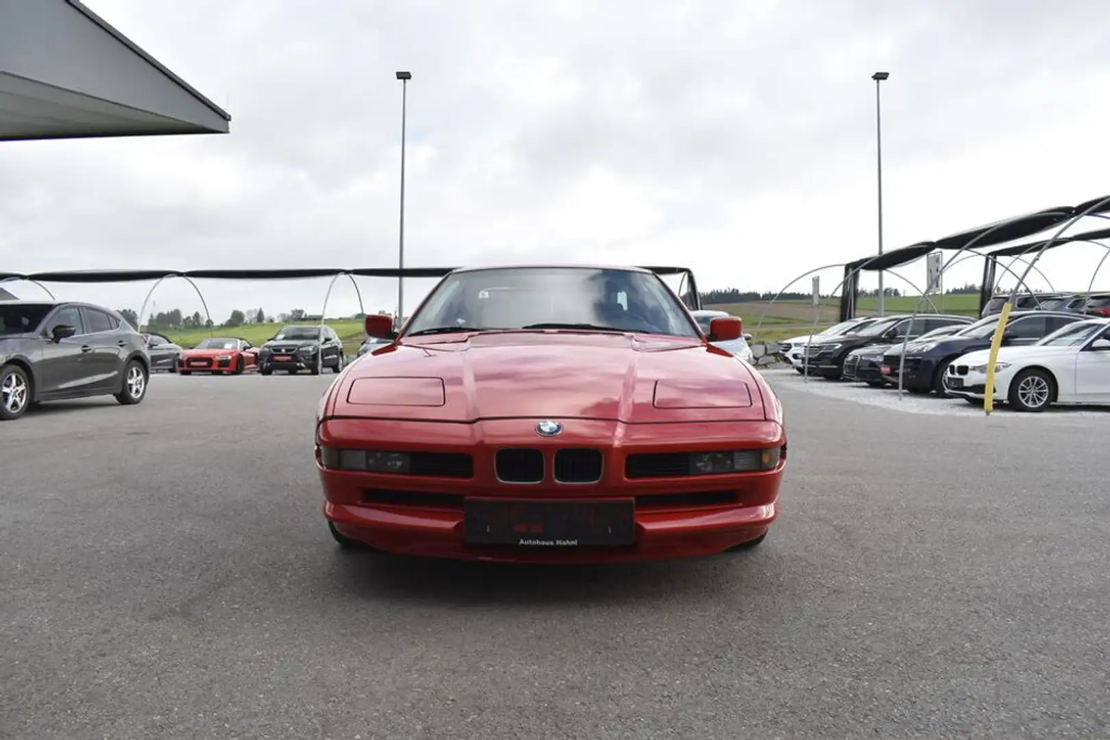 BMW 850 ci Rood - 2