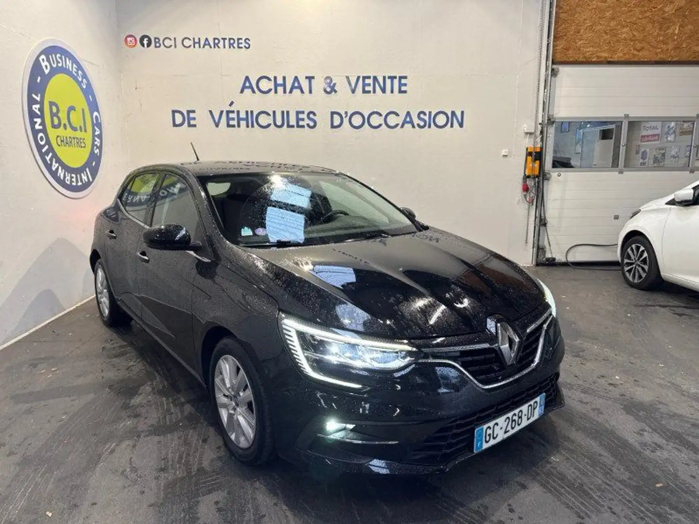 Renault Megane IV 1.6 E-TECH PLUG-IN 160CH BUSINESS -21N Nero - 2