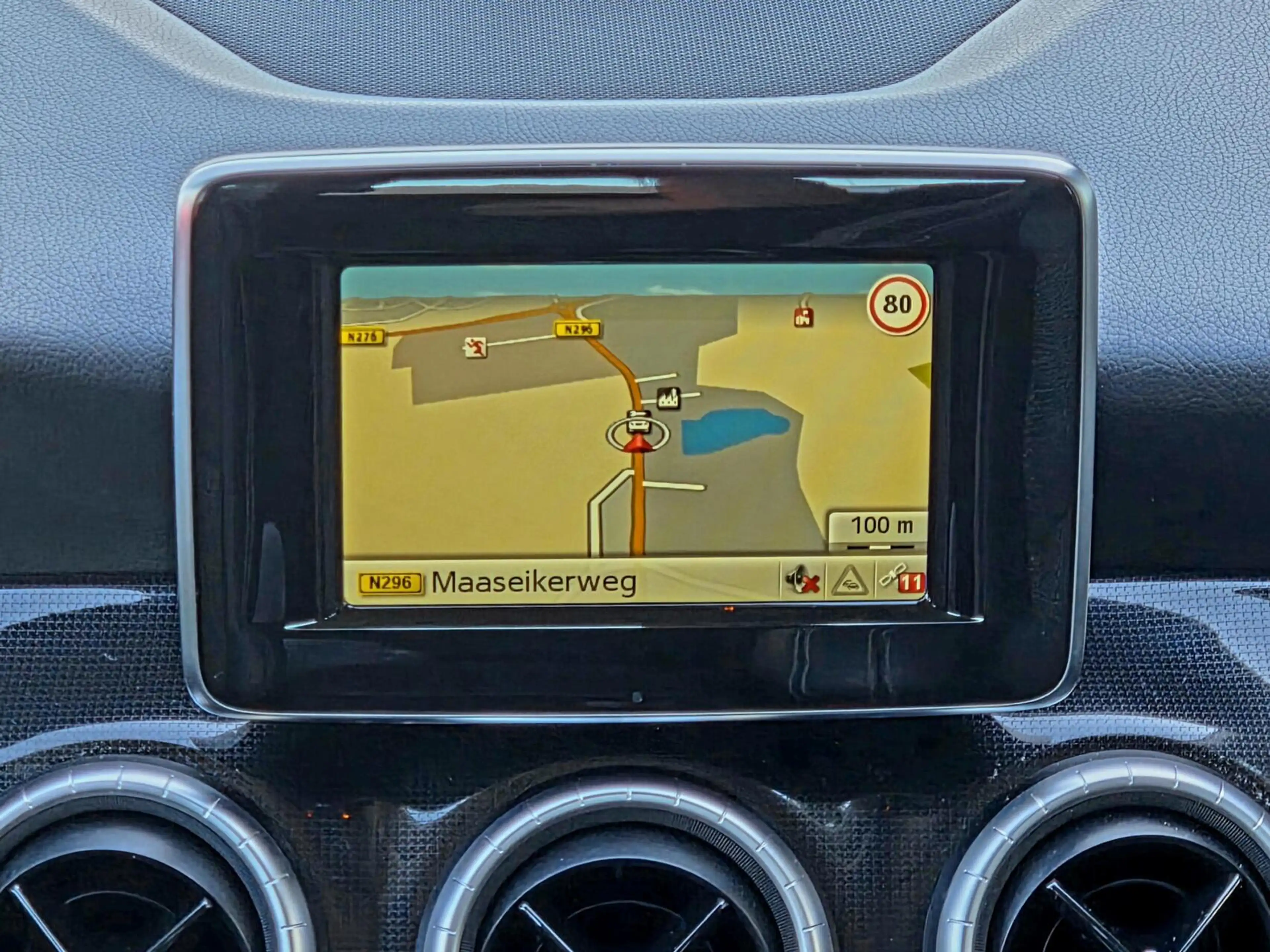 Mercedes-Benz CLA 180 Ambition |H.Leer|Airco|Xenon|Navi|PDC — photo 11