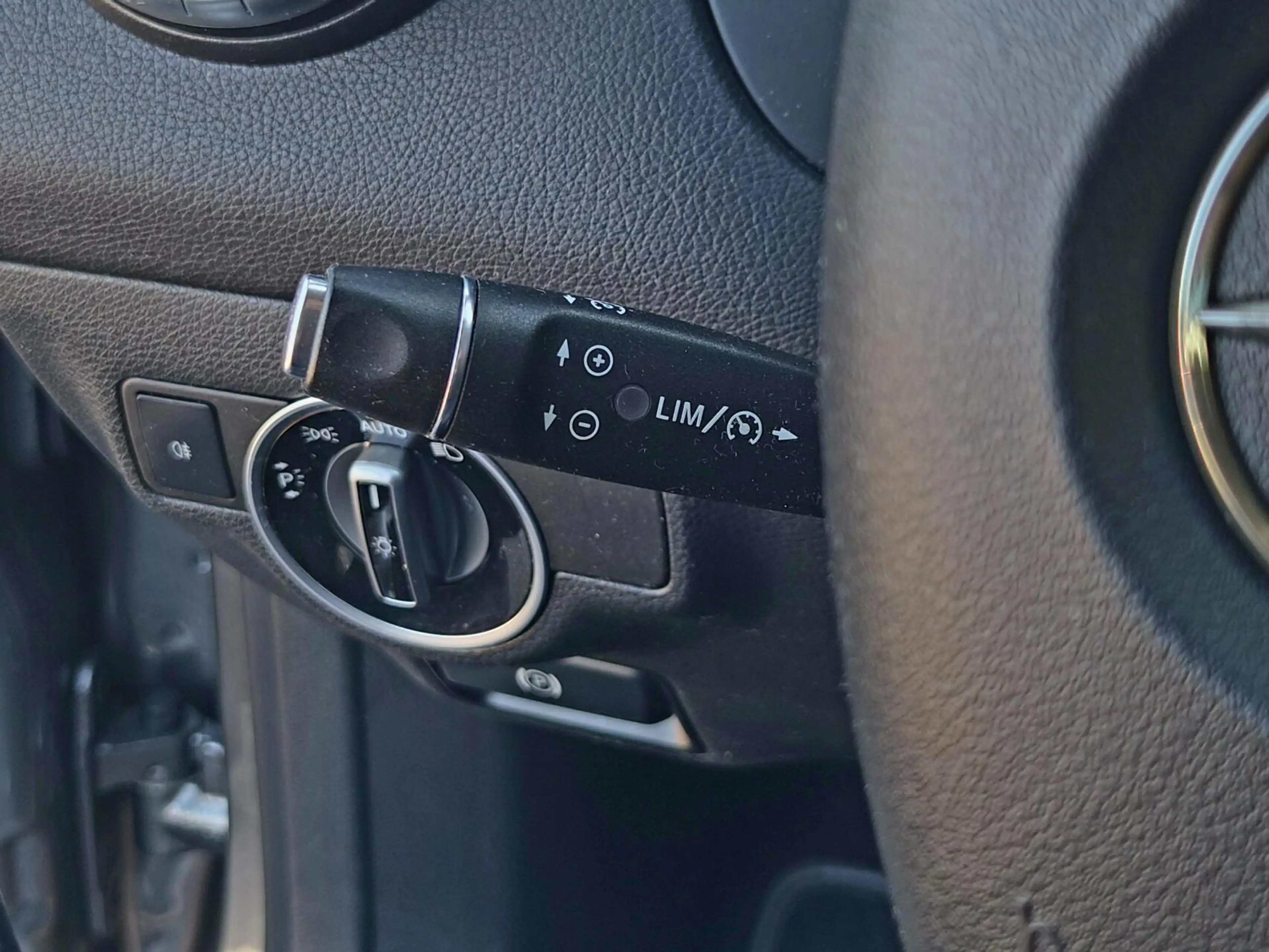Mercedes-Benz CLA 180 Ambition |H.Leer|Airco|Xenon|Navi|PDC — photo 19