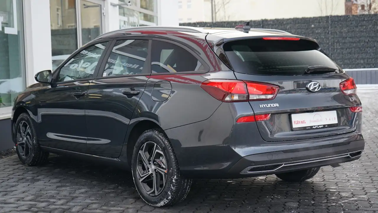 Hyundai i30 Kombi 1.0 T-GDI LED Navi Kamera, миниатюра 2