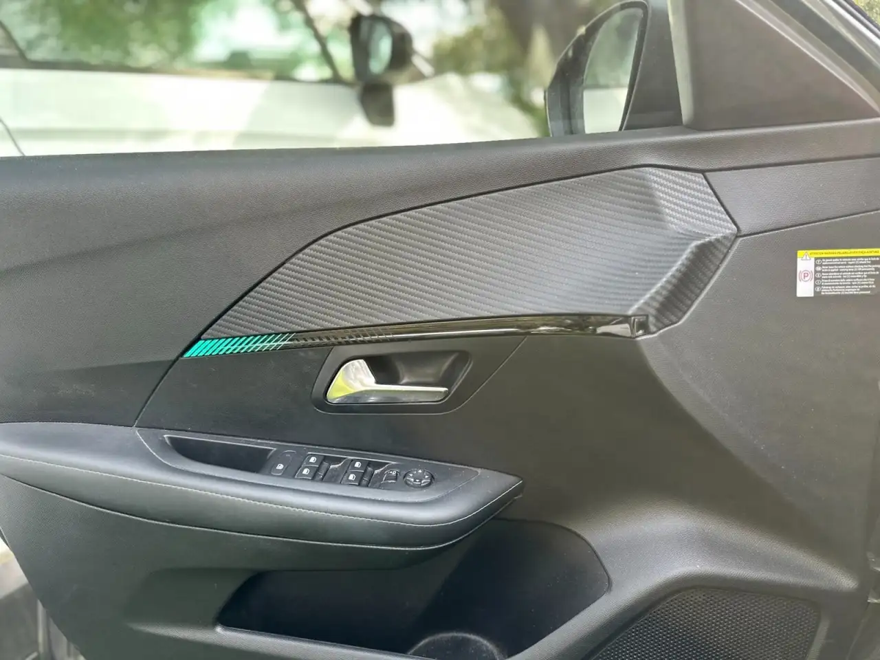 Peugeot 208 5 Porte 1.2 PureTech Allure, миниатюра 12