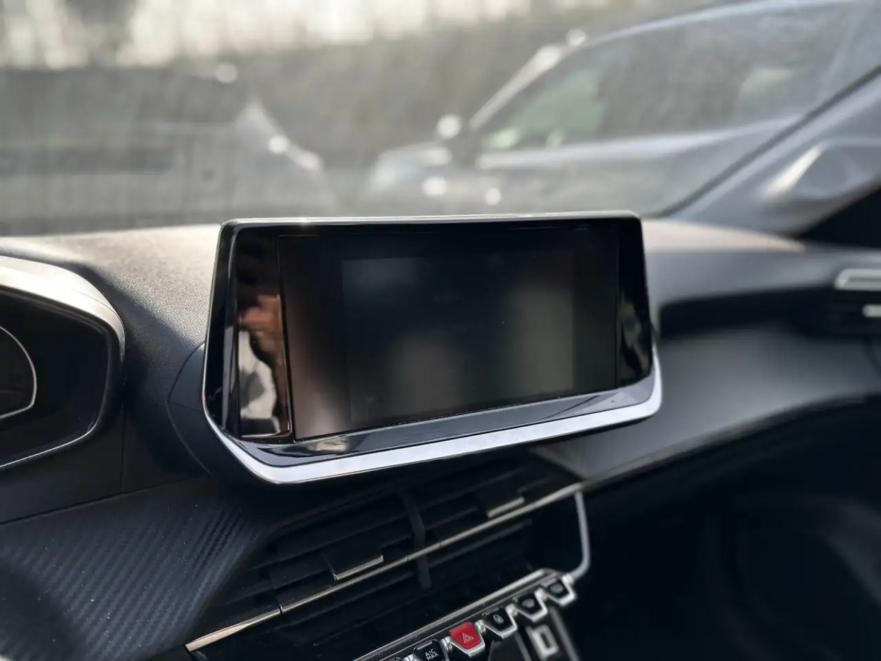 Peugeot 208 5 Porte 1.2 PureTech Allure, миниатюра 17