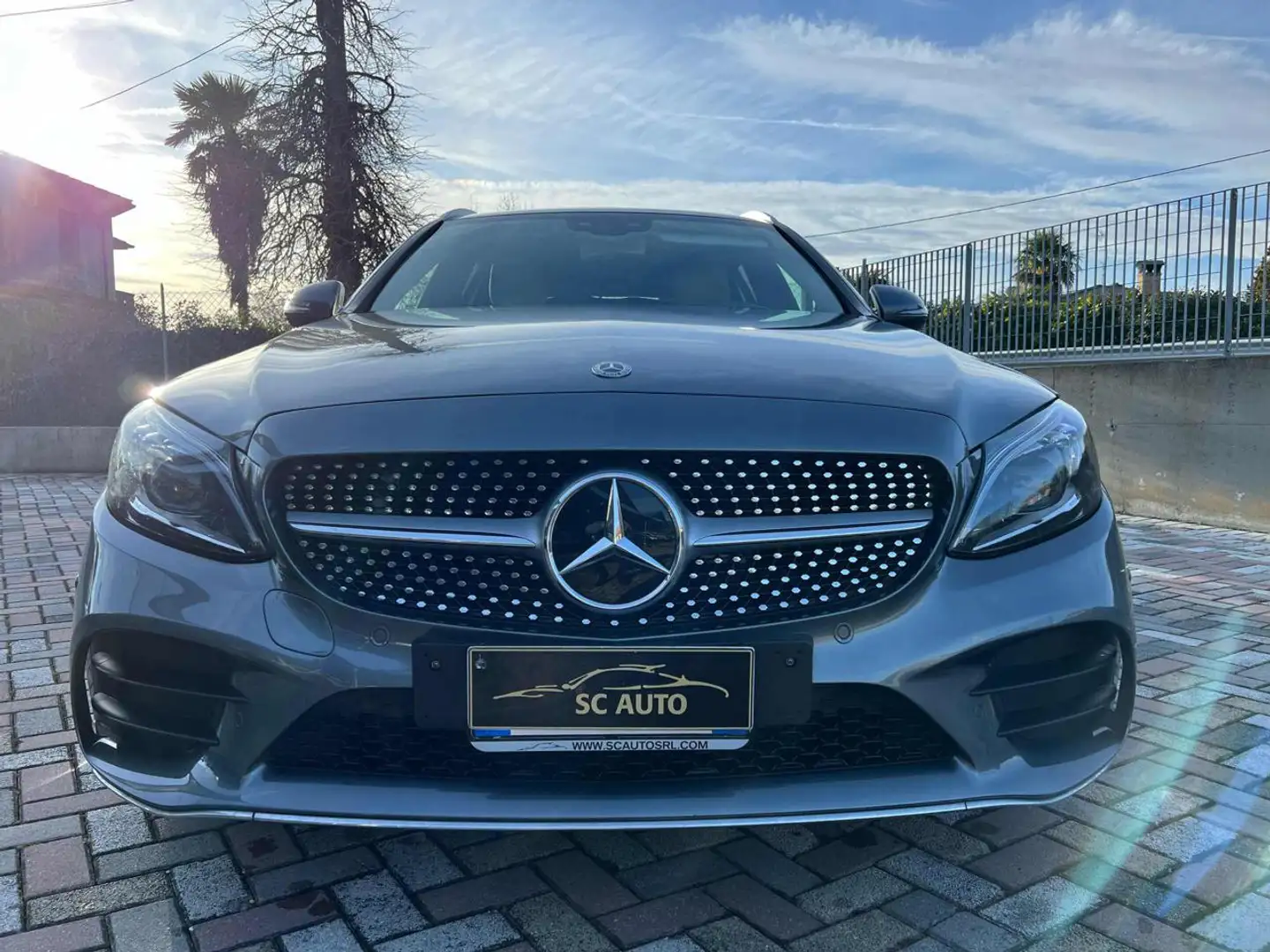Mercedes-Benz C 300 S.W. 4Matic Auto Premium Grigio - 2