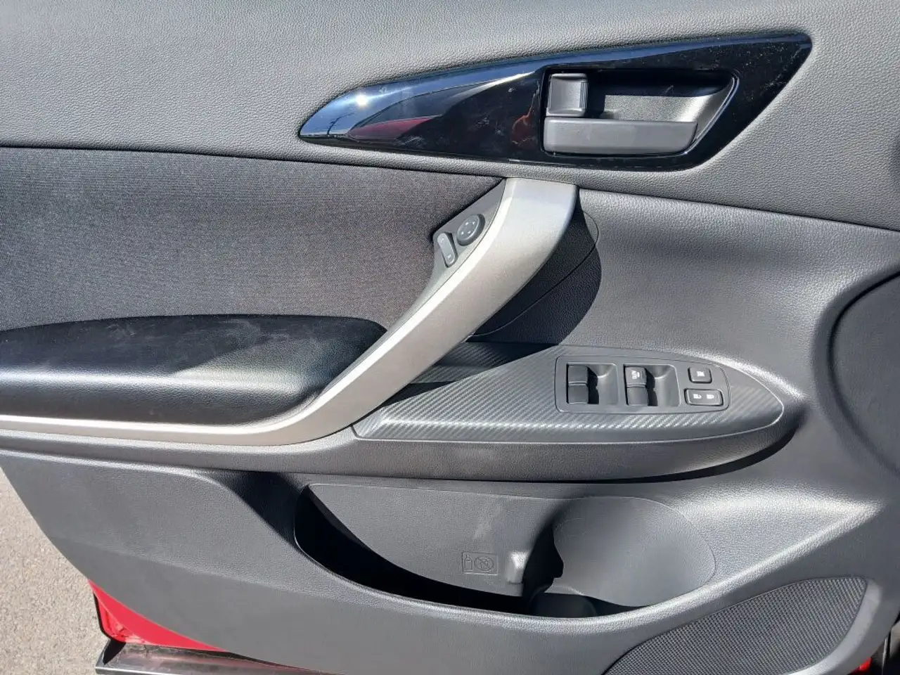 Mitsubishi Eclipse Cross снимка Mitsubishi Eclipse Cross
