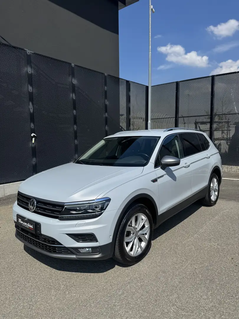 Volkswagen Tiguan Allspace 2.0 190 CV 4MOTION GANCIO TRAINO - 2