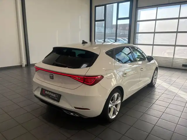 Seat Leon view 5