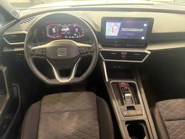 Seat Leon view 9