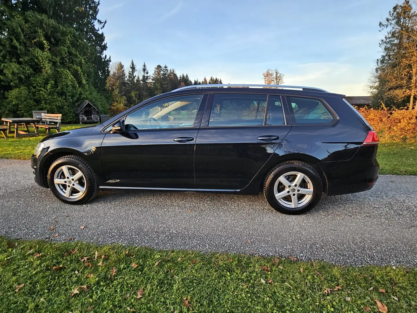 Volkswagen Golf Variant Golf Variant Comfortline 1,6 TDI DSG Comfortline Schwarz - 1