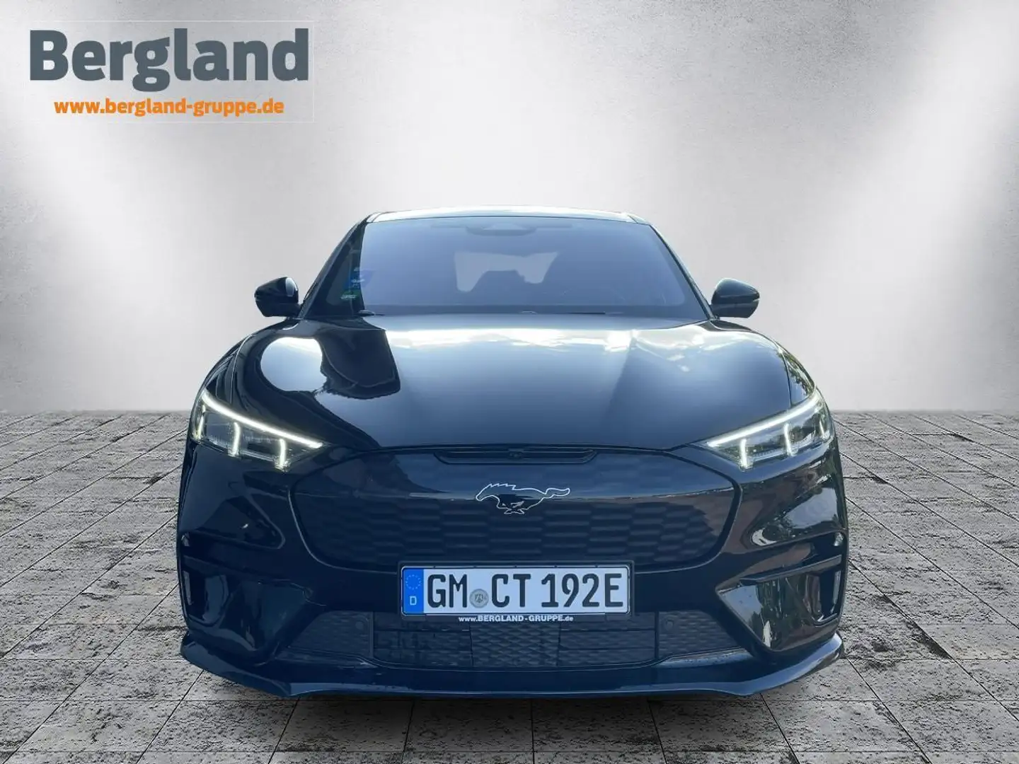 Ford Mustang Mach-E GT 487PS AWD Schwarz - 2