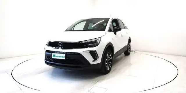 Opel Crossland view 3