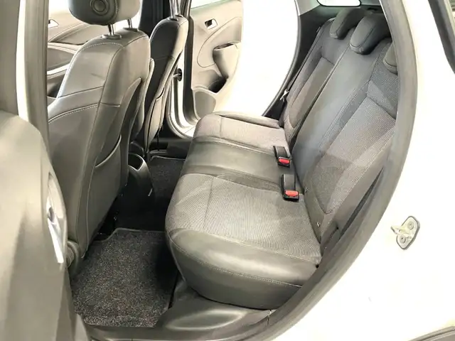 Opel Crossland view 7