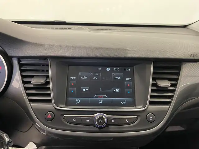 Opel Crossland view 12