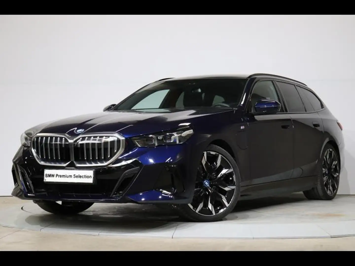BMW 530 e Touring Kit M Sport BMW Individual Blu/Azzurro - 1