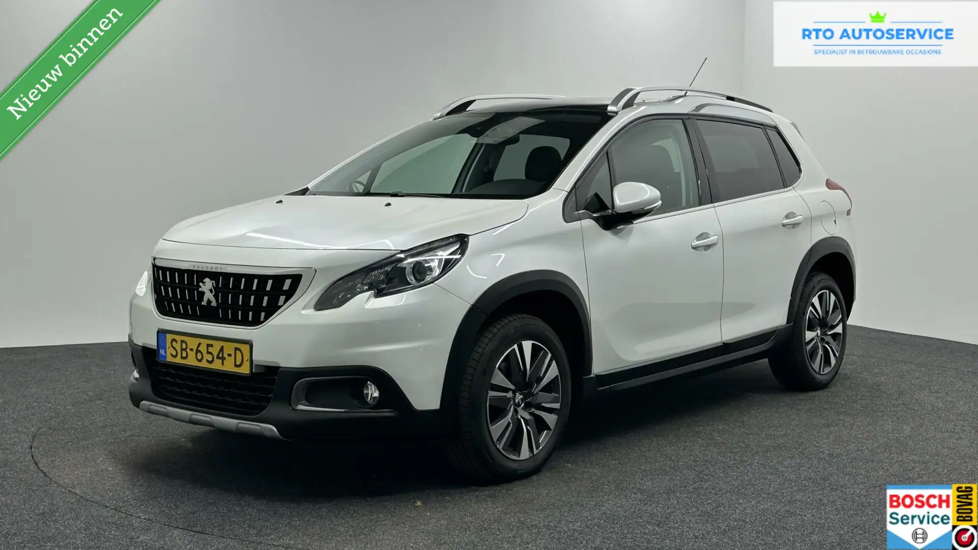 Peugeot 2008 1.2 PureTech Blue Lease Executive NAVI ECC LM CARP Wit - 1