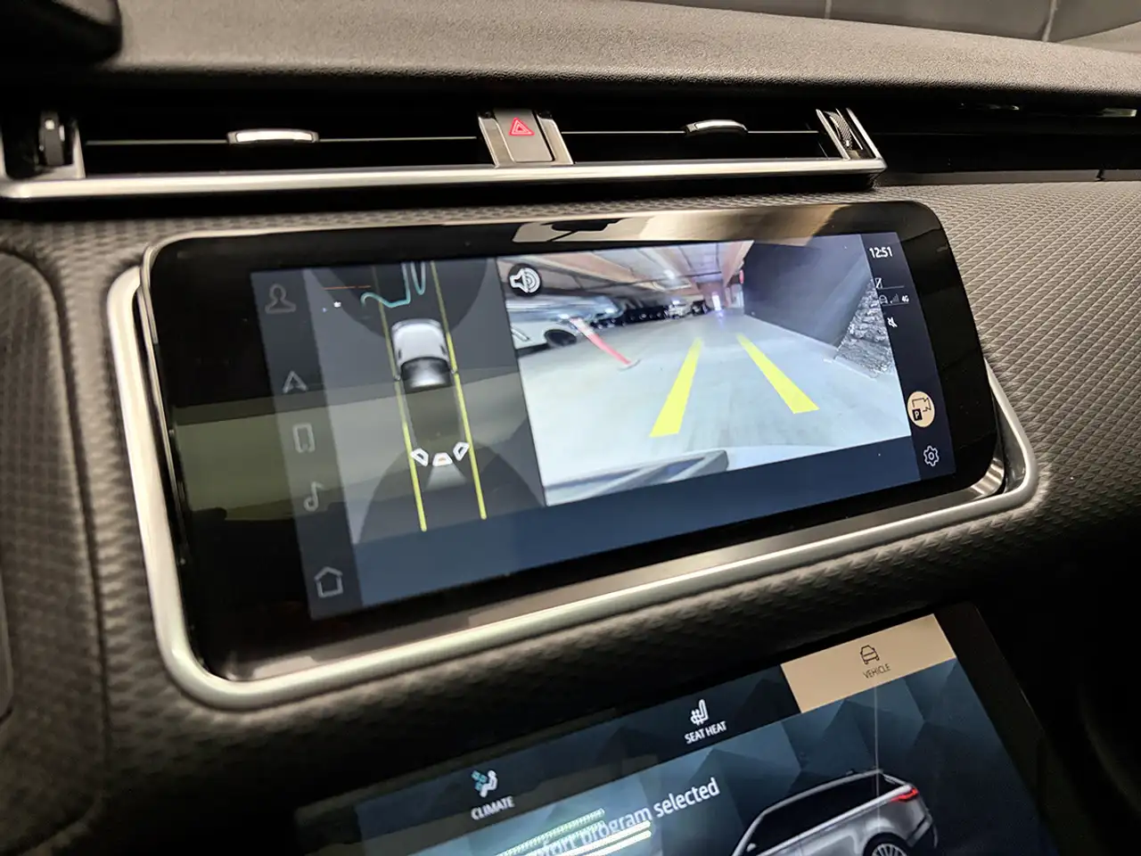 Land Rover Range Rover Velar photo Land Rover Range Rover Velar