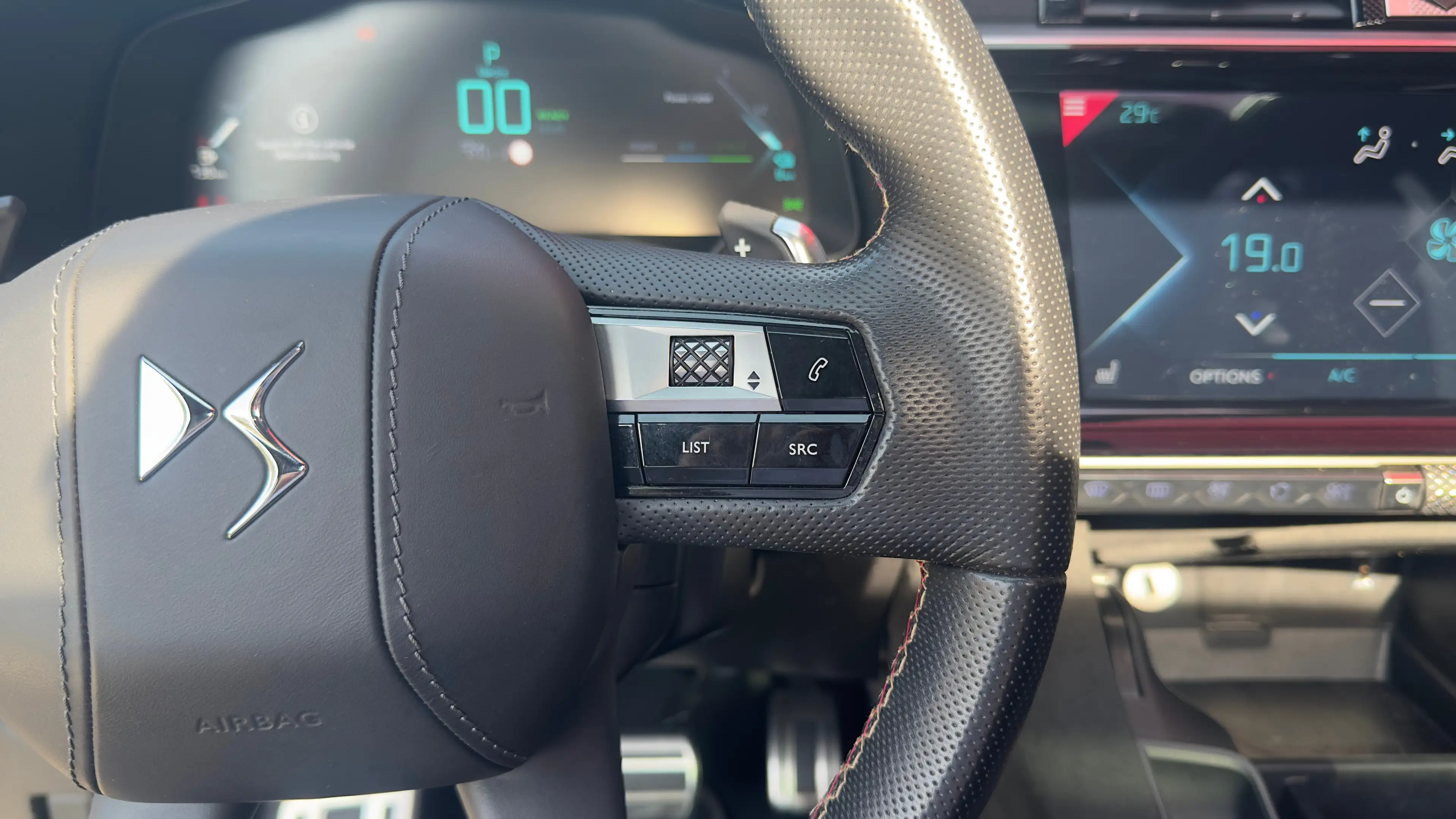 DS Automobiles DS 7 Crossback E-Tense 4x4 Performance Line+ | Trekhaak | Stoelve — photo 26