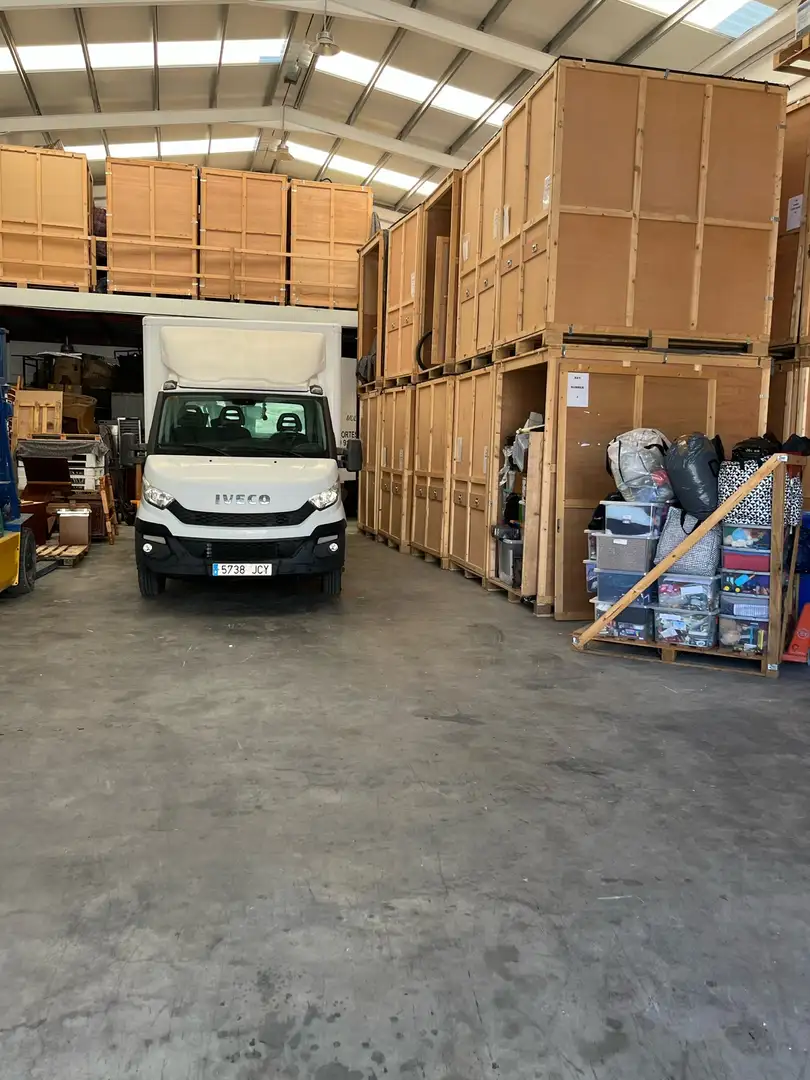Iveco Daily Chasis Cabina 33S15/2.3 /P 3000 146 Blanco - 1