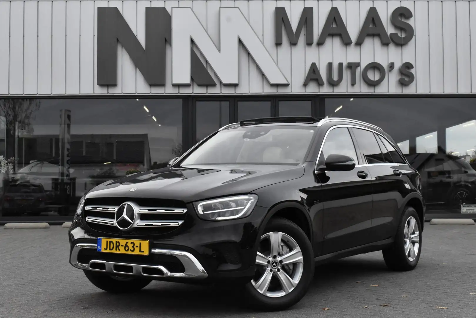 Mercedes-Benz GLC 300 300e 4MATIC Pano - Head-up - Memory - BTW Noir - 1
