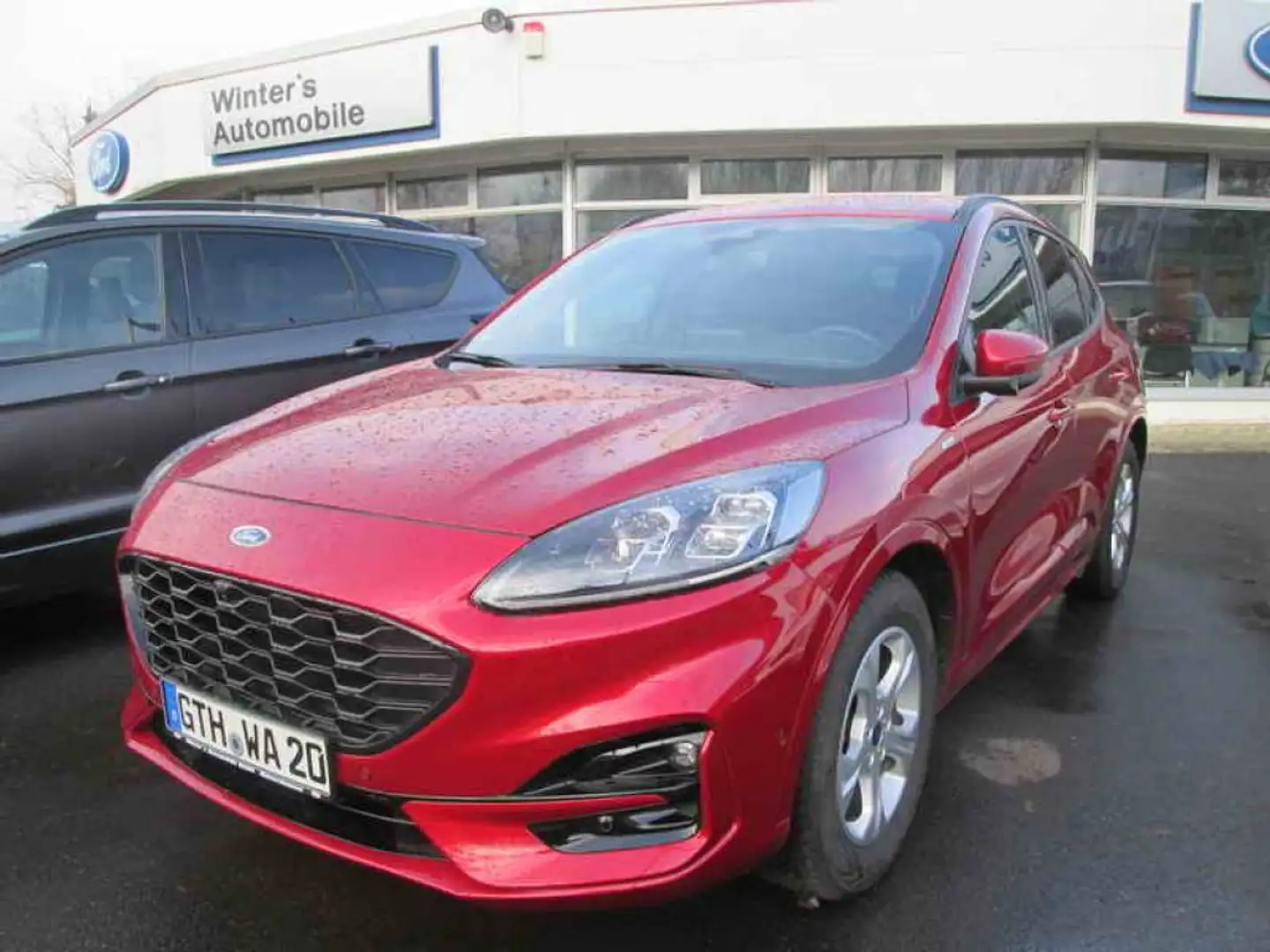 Ford Kuga 1.5 EcoBoost ST-LINE X Rot - 1