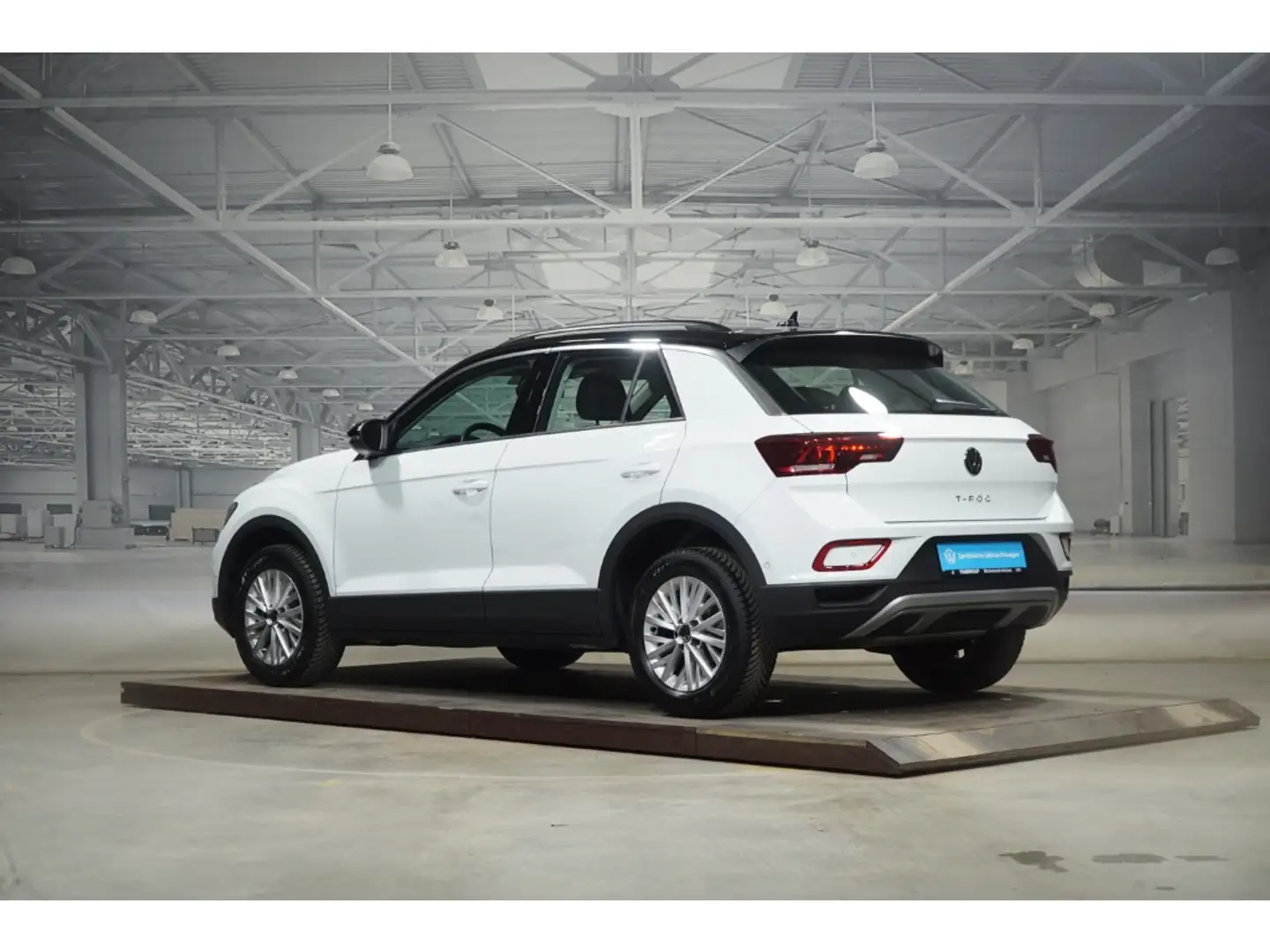 Volkswagen T-Roc 1,0 TSI LIFE AHK Standhzg KAMERA White - 2