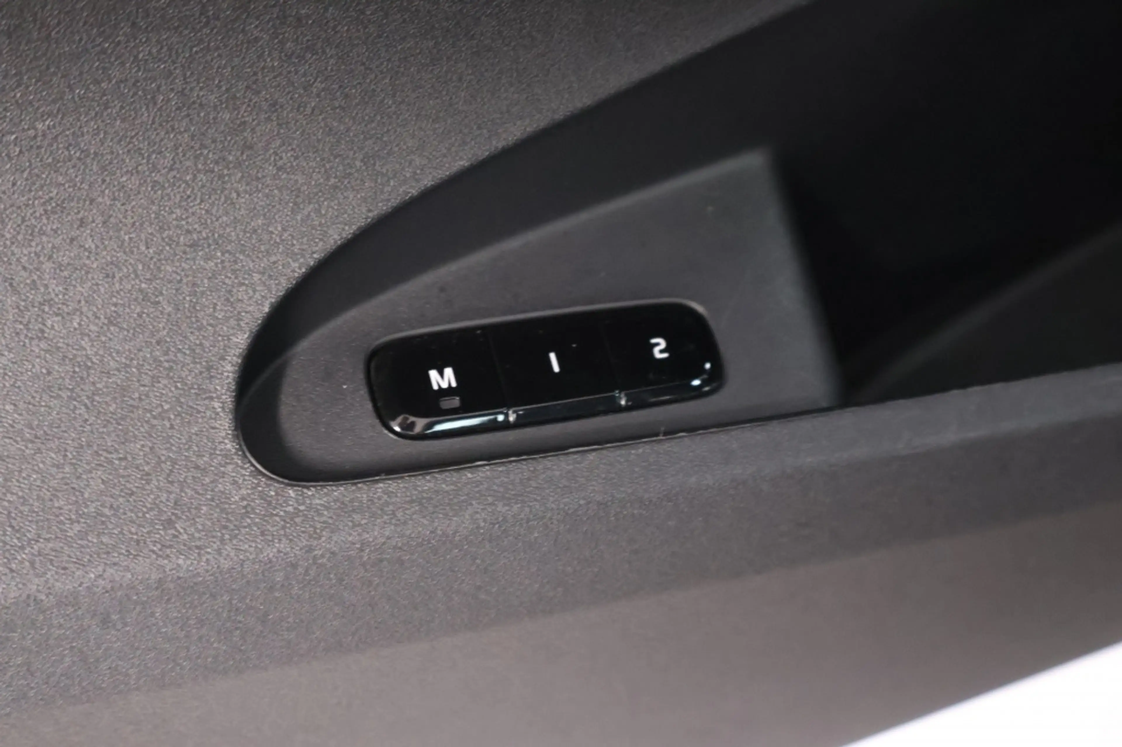 Polestar 2 Long Range Dual Motor BST 270 edition 78 kWh — photo 15