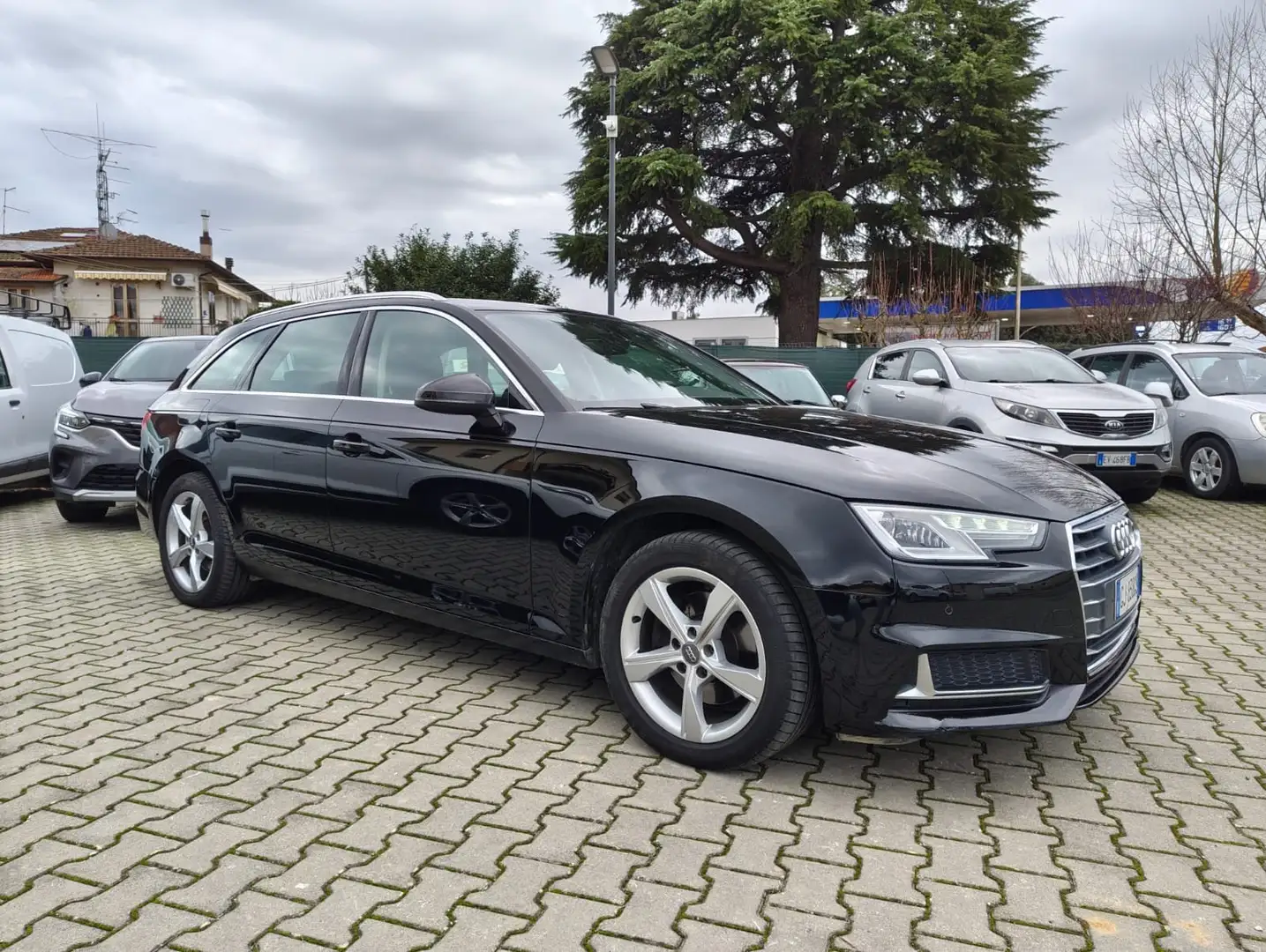 Audi A4 A4 Avant 2.0 tdi Business Sport 150cv s-tronic Nero - 1
