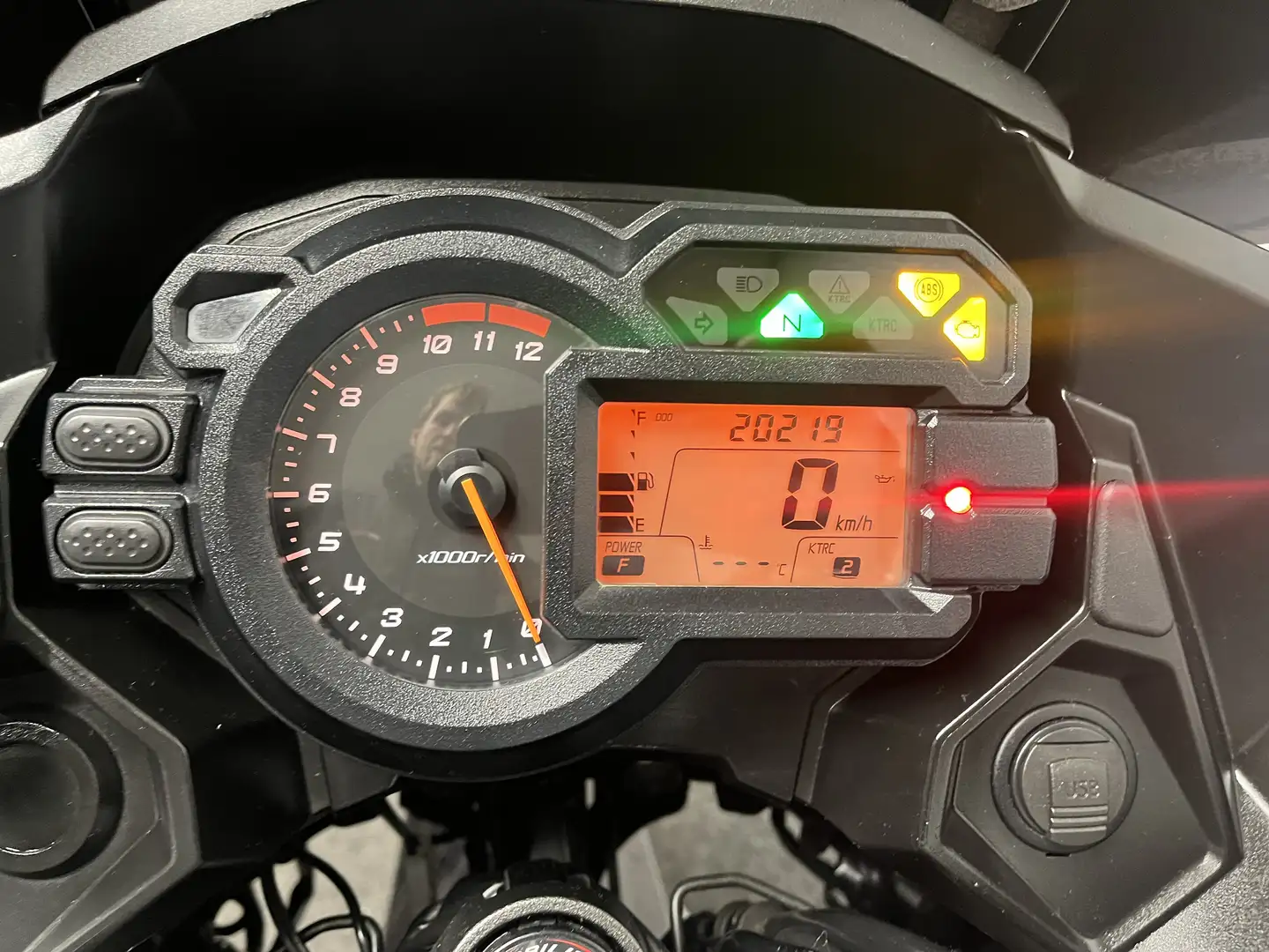 Kawasaki Versys 1000 ABS Wit - 2