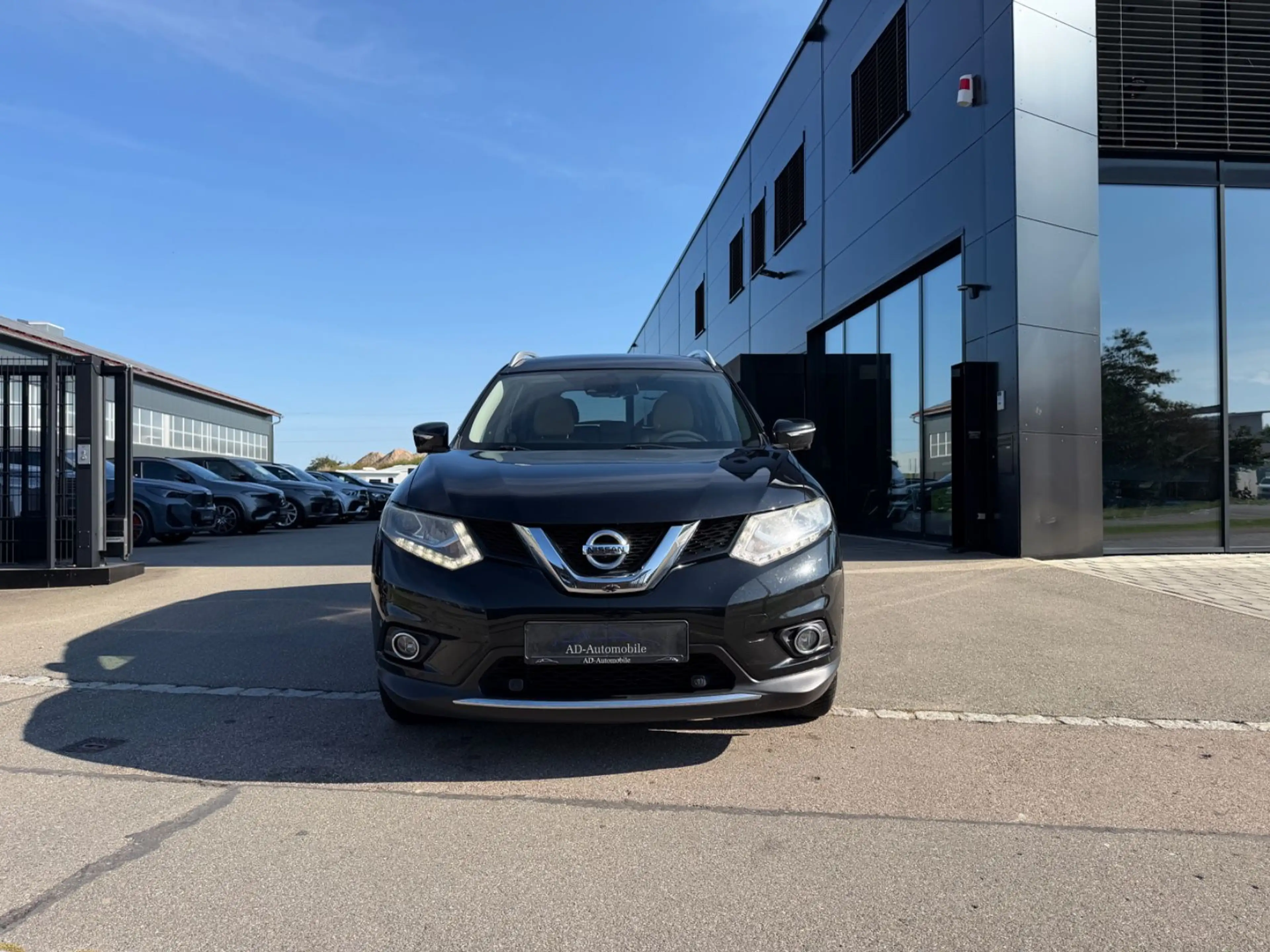 Nissan X-Trail Tekna 1.6 dCI 4X4 Aut Leder AHK E6 Xenon — photo 3