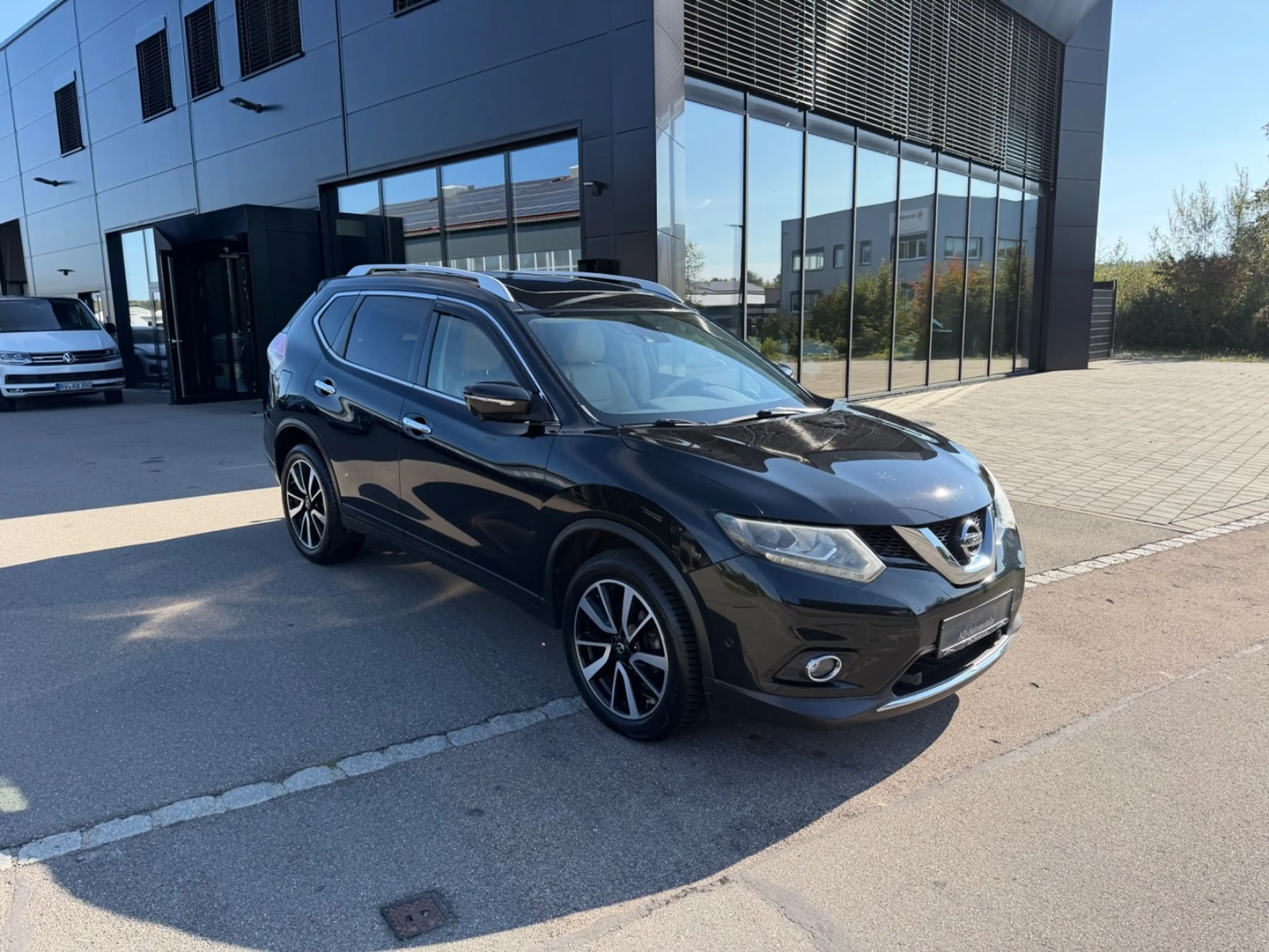 Nissan X-Trail Tekna 1.6 dCI 4X4 Aut Leder AHK E6 Xenon — photo 2
